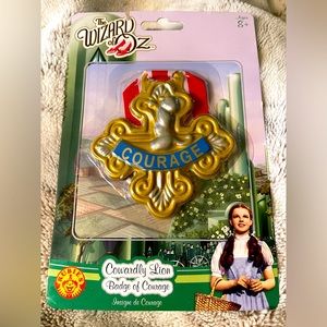 Wizard of Oz Cowardly Lion Badge of Courage NEW